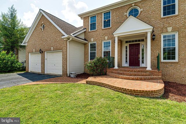 1936 LORD FAIRFAX RD, Vienna, VA 22182