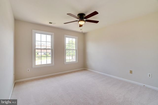 1936 LORD FAIRFAX RD, Vienna, VA 22182