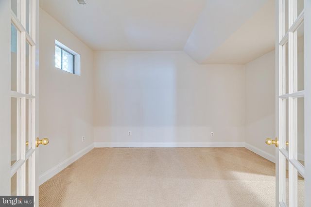 1936 LORD FAIRFAX RD, Vienna, VA 22182