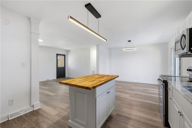 15 Baker Street, Cartersville, GA 30120