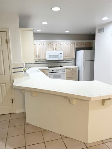 17 Meadow Creek, Bossier City, LA 71111