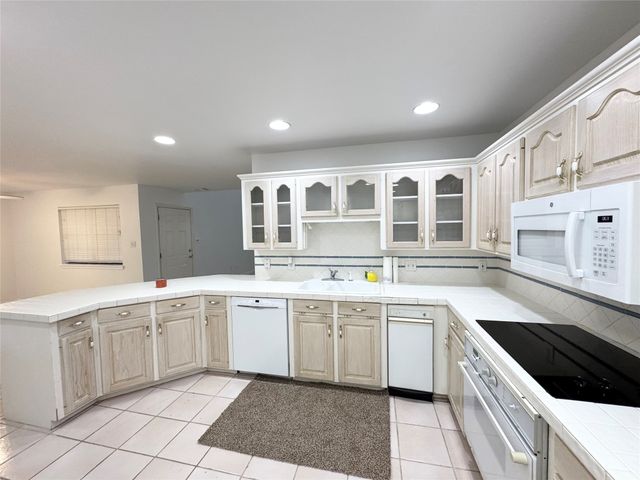 17 Meadow Creek, Bossier City, LA 71111