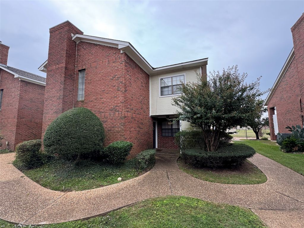 17 Meadow Creek, Bossier City, LA 71111