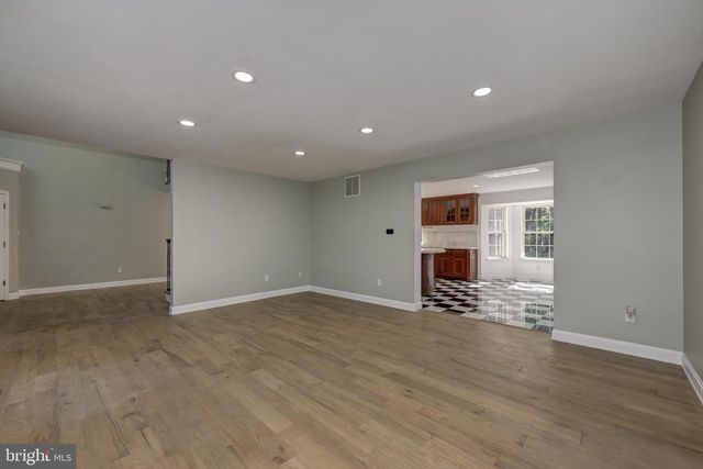 16 ARMITAGE CT, Sewell, NJ 08080