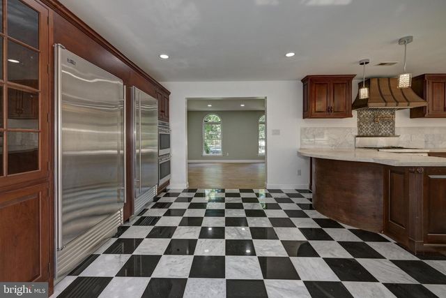 16 ARMITAGE CT, Sewell, NJ 08080