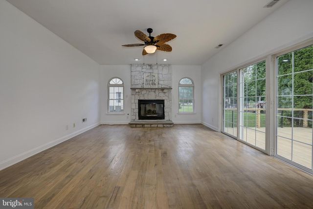 16 ARMITAGE CT, Sewell, NJ 08080