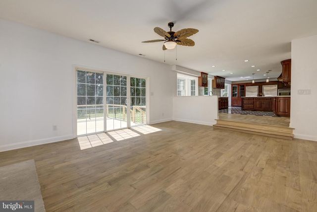 16 ARMITAGE CT, Sewell, NJ 08080