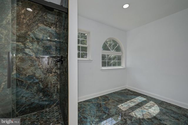 16 ARMITAGE CT, Sewell, NJ 08080