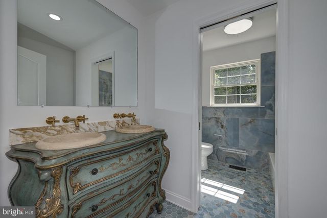 16 ARMITAGE CT, Sewell, NJ 08080