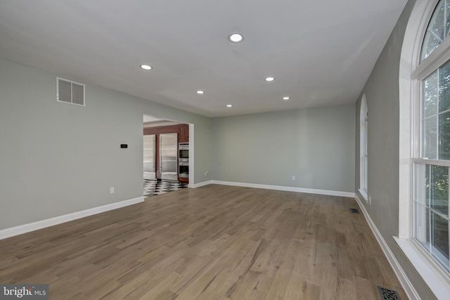 16 ARMITAGE CT, Sewell, NJ 08080