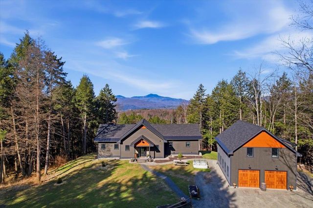 545 Stagecoach Lane, Waterbury, VT 05677