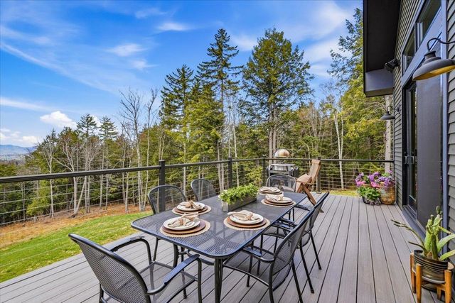 545 Stagecoach Lane, Waterbury, VT 05677