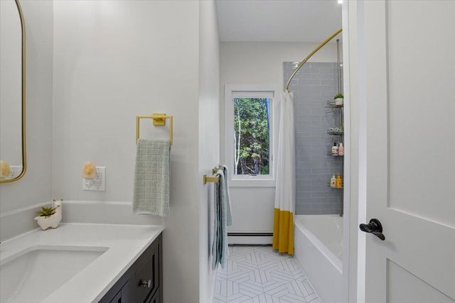 545 Stagecoach Lane, Waterbury, VT 05677