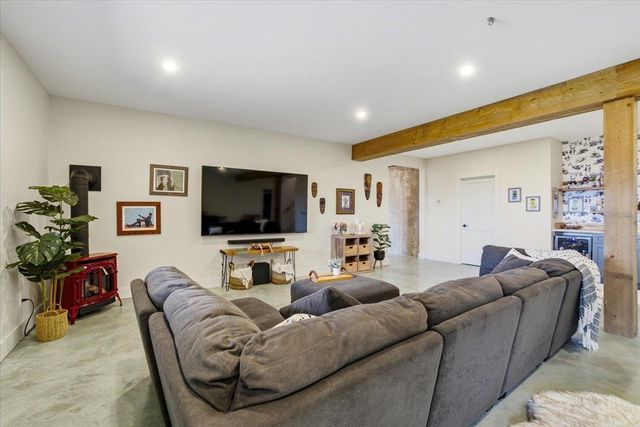 545 Stagecoach Lane, Waterbury, VT 05677