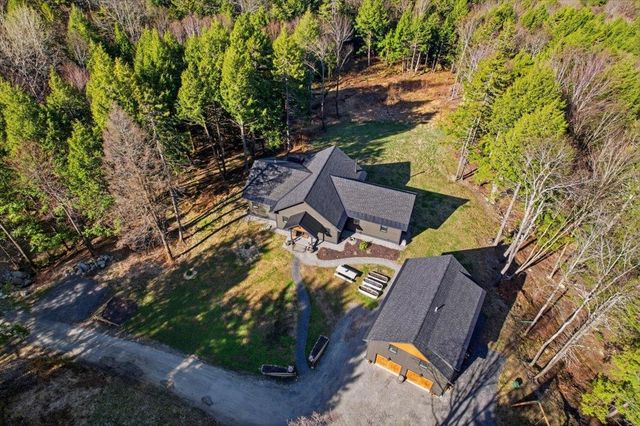 545 Stagecoach Lane, Waterbury, VT 05677