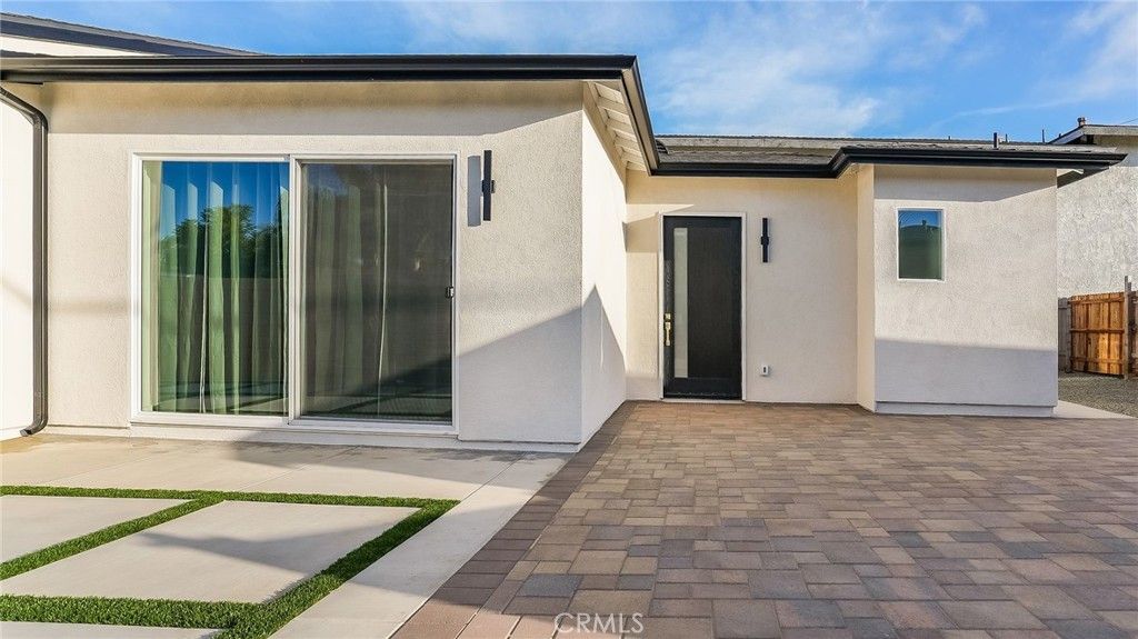 1822 Pomona, Costa Mesa, CA 92627 — photo 3