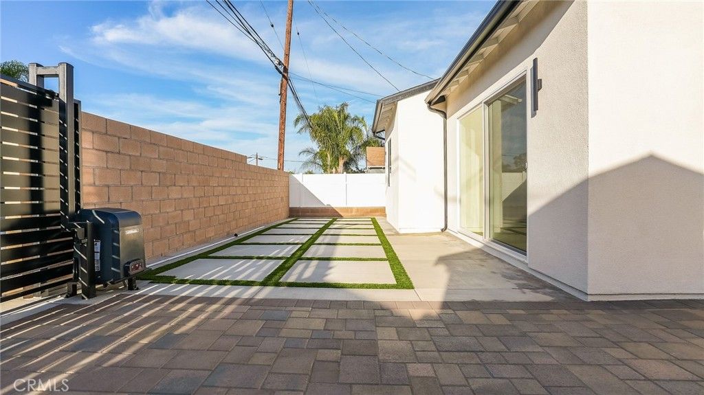 1822 Pomona, Costa Mesa, CA 92627 — photo 4