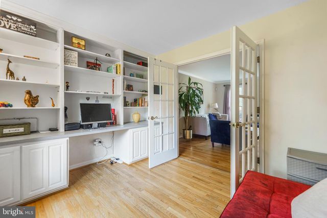 17205 SANDY KNOLL DR, Olney, MD 20832