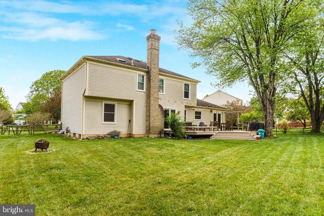 17205 SANDY KNOLL DR, Olney, MD 20832