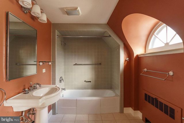 500 TELNER ST, Philadelphia, PA 19118