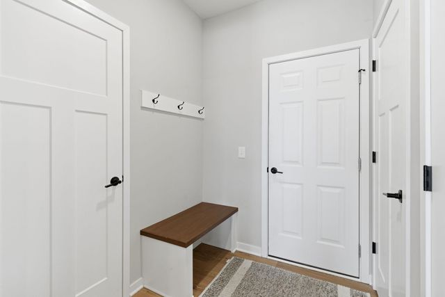 17922 Genoa Drive, Lakeville, MN 55024