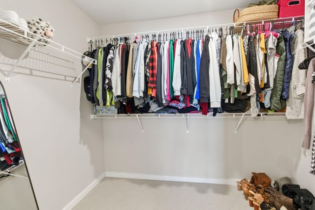 17922 Genoa Drive, Lakeville, MN 55024