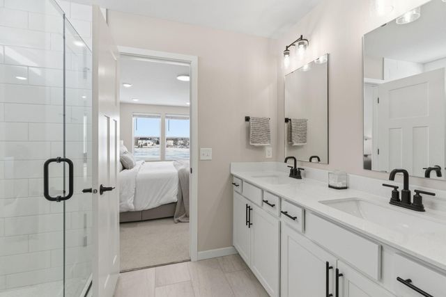 17922 Genoa Drive, Lakeville, MN 55024