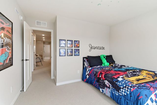 17922 Genoa Drive, Lakeville, MN 55024