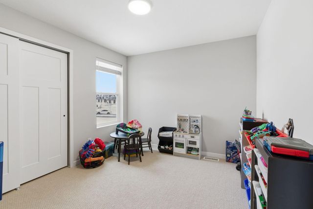 17922 Genoa Drive, Lakeville, MN 55024