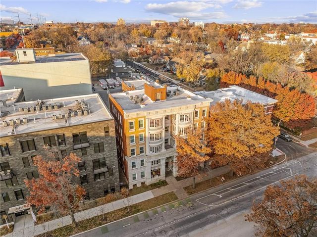 1110 E Armour Boulevard 2, Kansas City, MO 64109