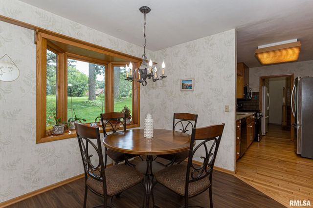 28018 230TH Street, Le Claire, IA 52753