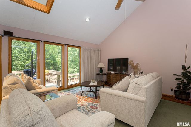 28018 230TH Street, Le Claire, IA 52753