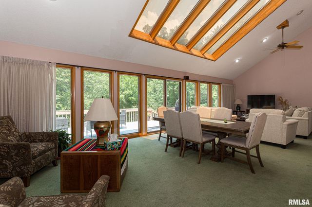 28018 230TH Street, Le Claire, IA 52753