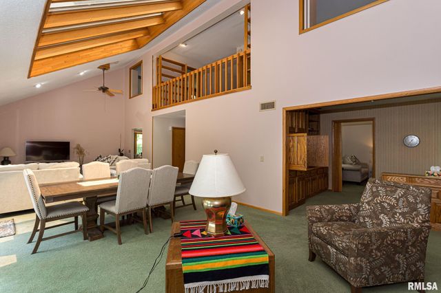 28018 230TH Street, Le Claire, IA 52753