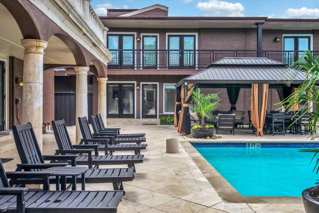 5926 Sandhurst Lane 123, Dallas, TX 75206