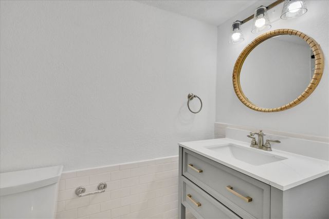 5926 Sandhurst Lane 123, Dallas, TX 75206