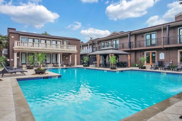 5926 Sandhurst Lane 123, Dallas, TX 75206