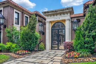 5926 Sandhurst Lane 123, Dallas, TX 75206