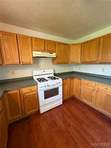 3454 Murphy Road, Newfane, NY 14108