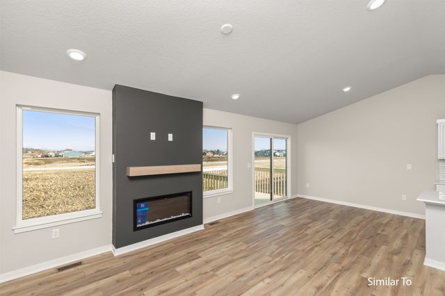 4403 NE 7th Street, Ankeny, IA 50021