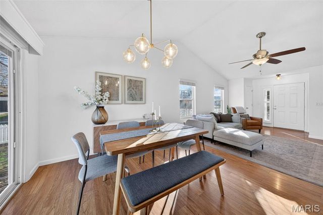 4 Huntington Place Drive, Glen Carbon, IL 62034