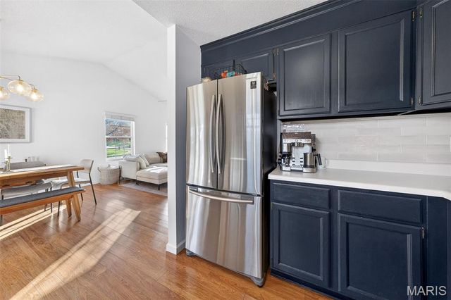 4 Huntington Place Drive, Glen Carbon, IL 62034