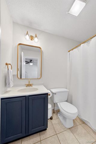 4 Huntington Place Drive, Glen Carbon, IL 62034