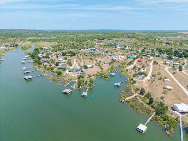 185 Lakeview Drive, Coleman, TX 76834