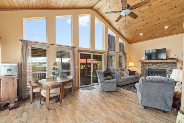 185 Lakeview Drive, Coleman, TX 76834