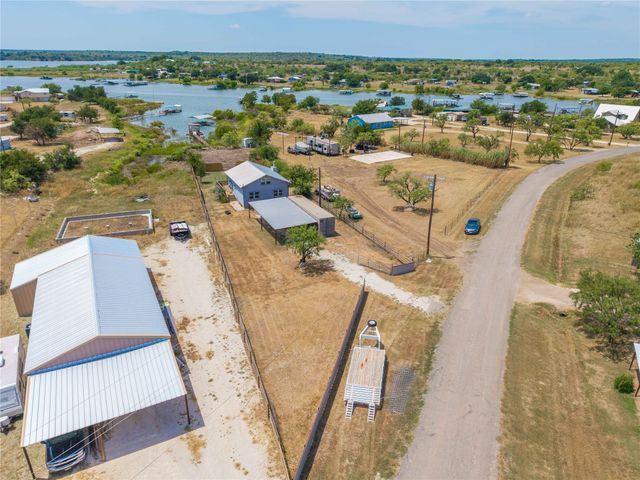 185 Lakeview Drive, Coleman, TX 76834