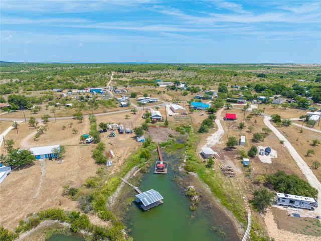 185 Lakeview Drive, Coleman, TX 76834