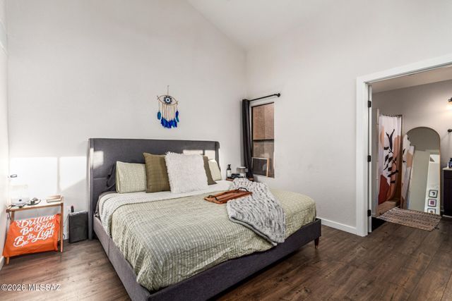 1433 W Calle Plomo, Tucson, AZ 85745