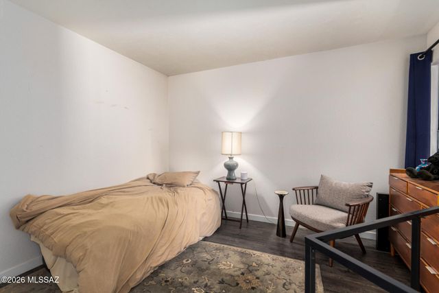 1433 W Calle Plomo, Tucson, AZ 85745