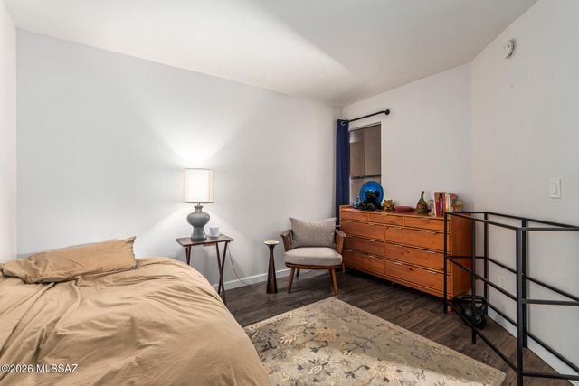 1433 W Calle Plomo, Tucson, AZ 85745